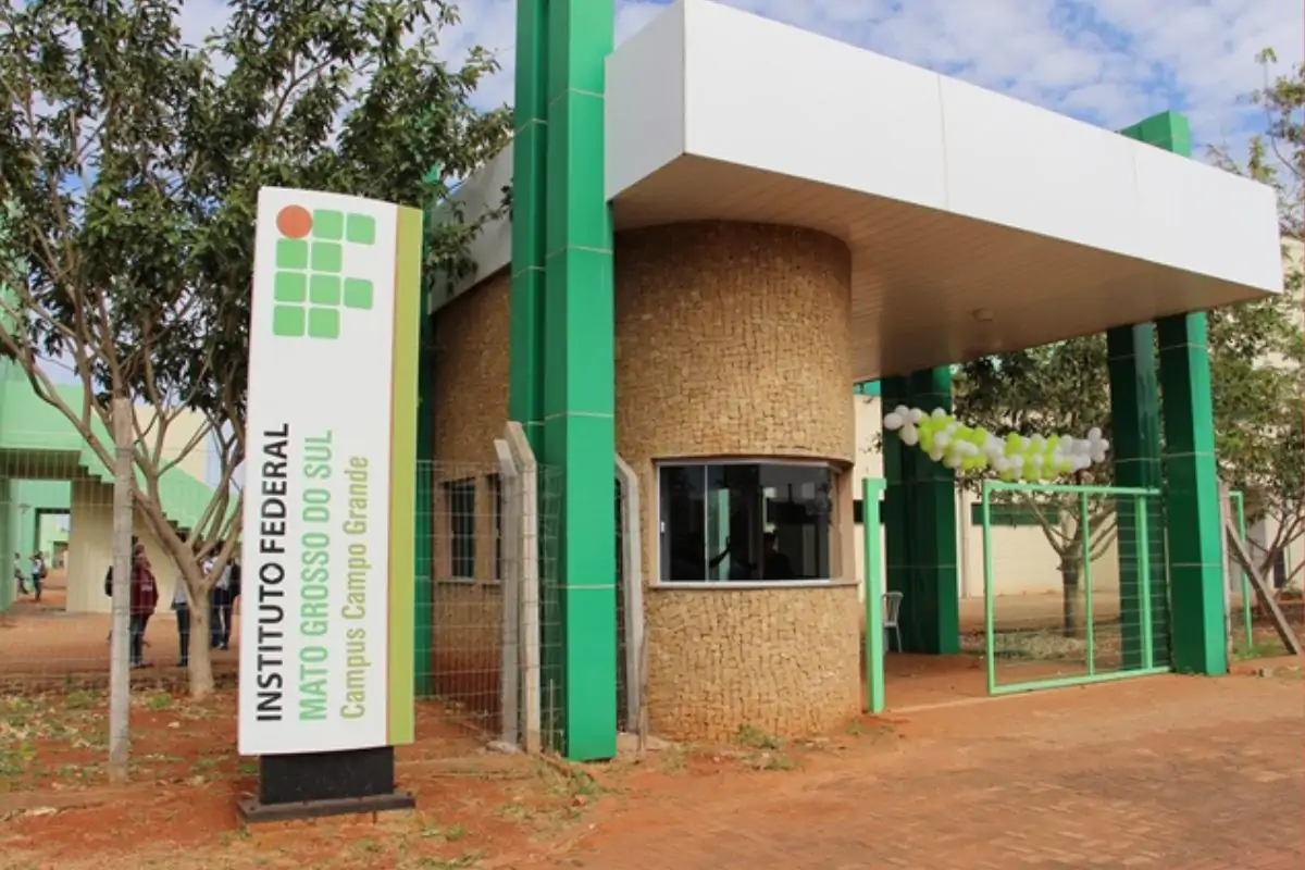 IFMS inicia seleção de professores com remuneração de até R$ 9,2 mil