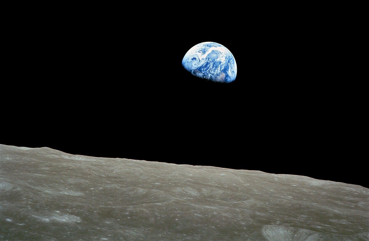 Possível colisão de asteroide com a Lua pode gerar clarão e chuva de meteoros