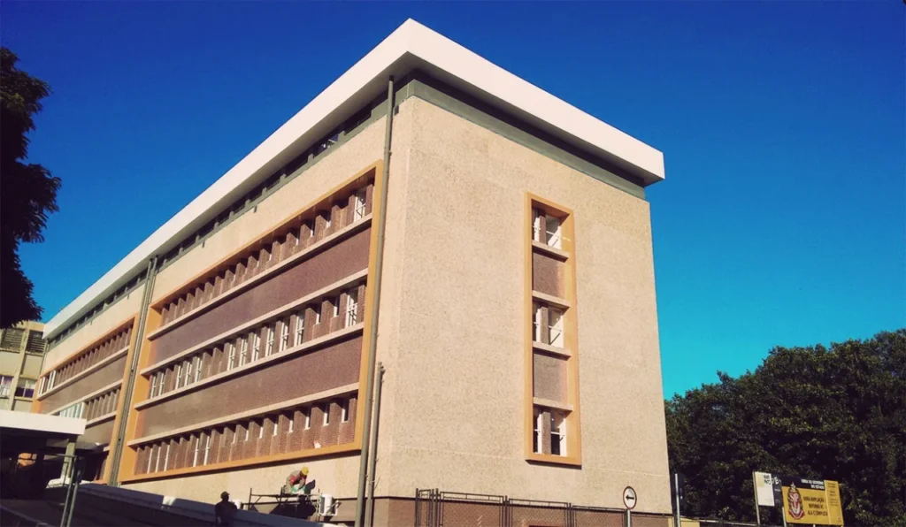 Vagas abertas: concurso com salários de até R$ 25 mil